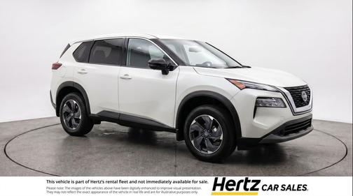Everest White Pearl Tricoat 2025 Nissan Rogue SV