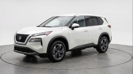 Everest White Pearl Tricoat 2025 Nissan Rogue SV