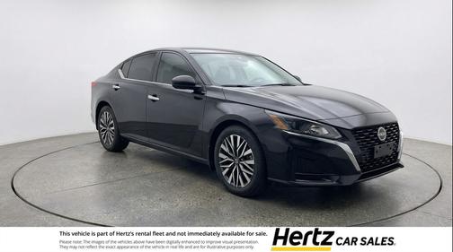 Super Black 2025 Nissan Altima SV FWD