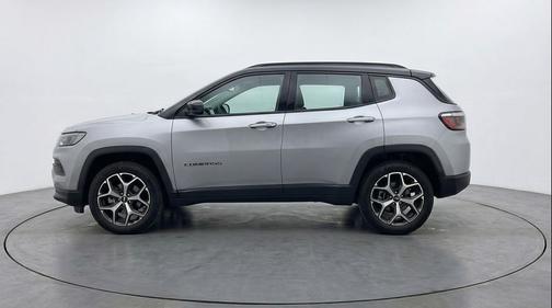 Silver Zynith Metallic Clearcoat 2025 Jeep Compass Limited