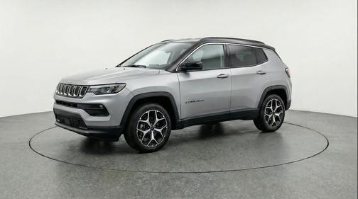 Silver Zynith Metallic Clearcoat 2025 Jeep Compass Limited