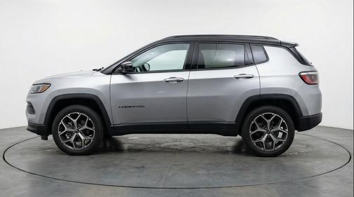 Silver Zynith Metallic Clearcoat 2025 Jeep Compass Limited