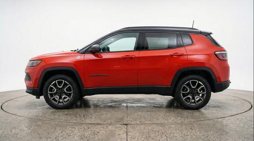 Red Hot Pearlcoat 2025 Jeep Compass Trailhawk