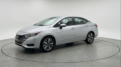 Brilliant Silver Metallic 2025 Nissan Versa 1.6 SV