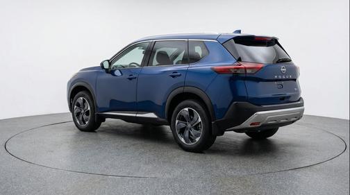 Deep Ocean Blue Pearl 2025 Nissan Rogue SV