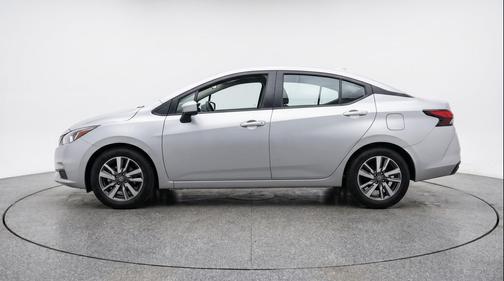 Brilliant Silver Metallic 2025 Nissan Versa 1.6 SV