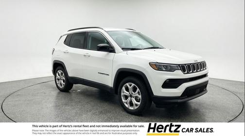 Bright White Clearcoat 2025 Jeep Compass Latitude