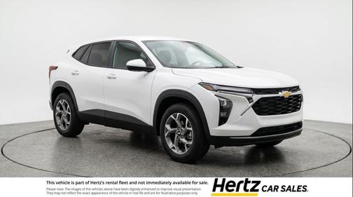 Summit White 2025 Chevrolet Trax LT