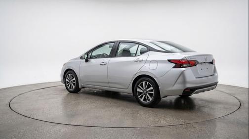 Brilliant Silver Metallic 2025 Nissan Versa 1.6 SV