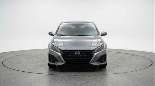 Gun Metallic 2025 Nissan Altima SV FWD