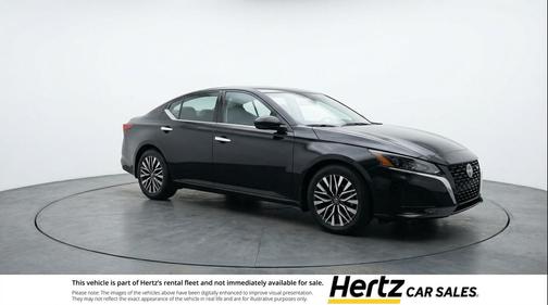 Super Black 2025 Nissan Altima SV FWD