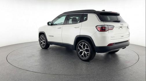 Bright White Clearcoat 2025 Jeep Compass Limited