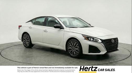 Glacier White 2025 Nissan Altima SV FWD