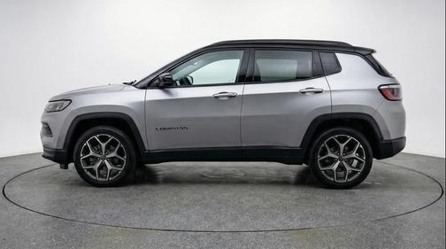 Silver Zynith Metallic Clearcoat 2025 Jeep Compass Limited