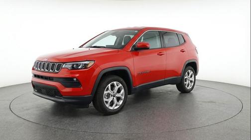 Red Hot Pearlcoat 2025 Jeep Compass Latitude