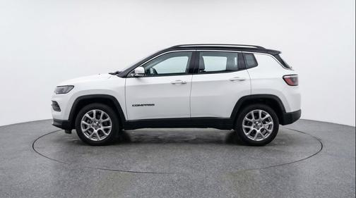 Bright White Clearcoat 2025 Jeep Compass Limited