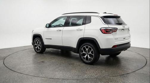 Bright White Clearcoat 2025 Jeep Compass Limited