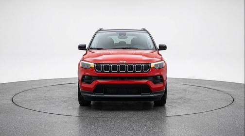 Red Hot Pearlcoat 2025 Jeep Compass Limited
