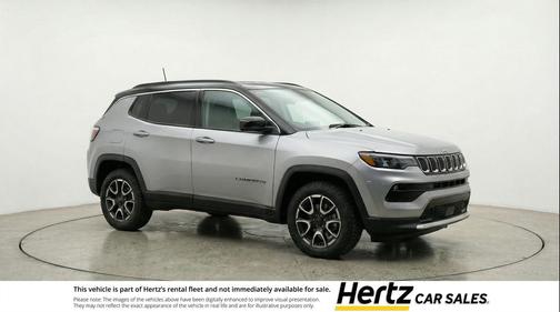 Silver Zynith Metallic Clearcoat 2025 Jeep Compass Trailhawk