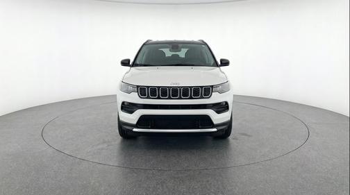 Bright White Clearcoat 2025 Jeep Compass Limited