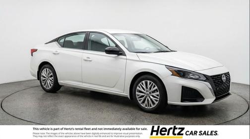 Glacier White 2025 Nissan Altima SV FWD