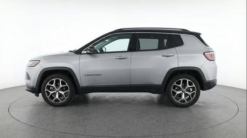 Silver Zynith Metallic Clearcoat 2025 Jeep Compass Limited
