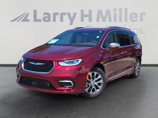 2022 Chrysler Pacifica L