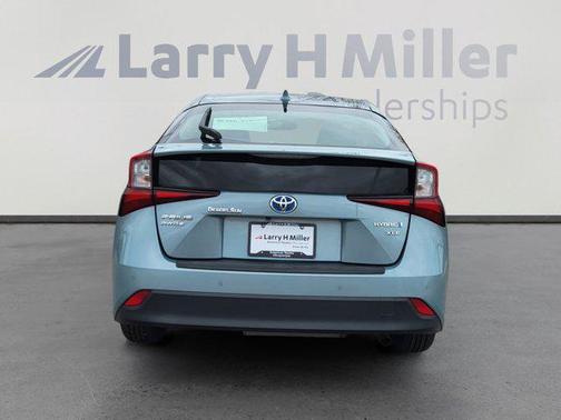2021 Toyota Prius XLE