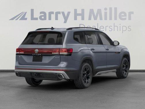 Pure White 2024 Volkswagen Atlas 2.0T SE w/Technology 4MOTION