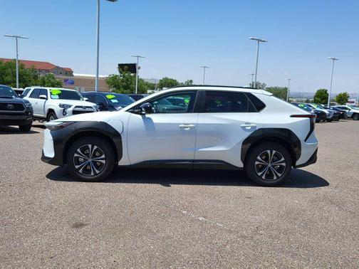 2024 Toyota bZ4X XLE