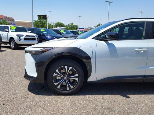 2024 Toyota bZ4X XLE