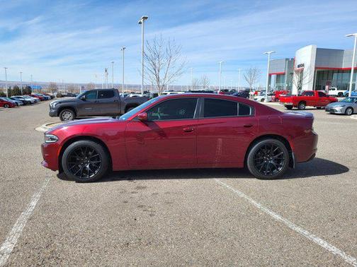 2017 Dodge Charger SXT