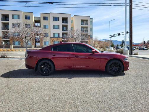2017 Dodge Charger SXT