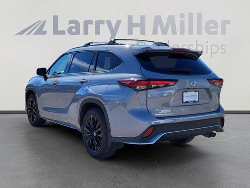 2025 Toyota Highlander XSE