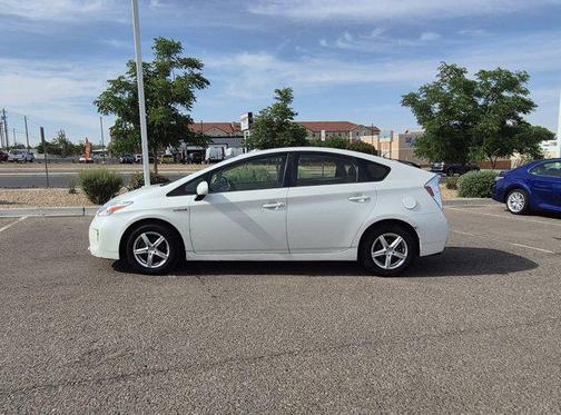 Blizzard Pearl 2015 Toyota Prius Four