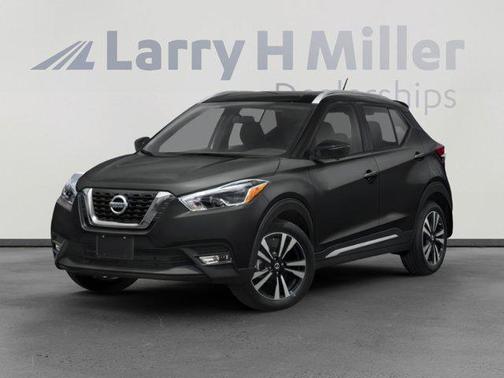 2020 Nissan Kicks SR