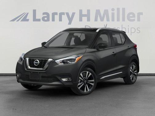 2020 Nissan Kicks SR