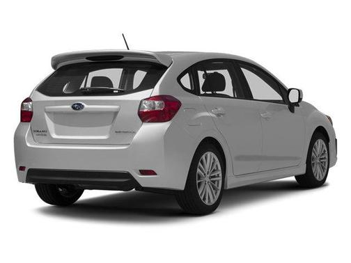 Satin White Pearl 2013 Subaru Impreza 2.0i Sport Limited