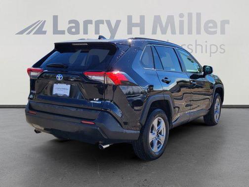 2024 Toyota RAV4 Hybrid LE