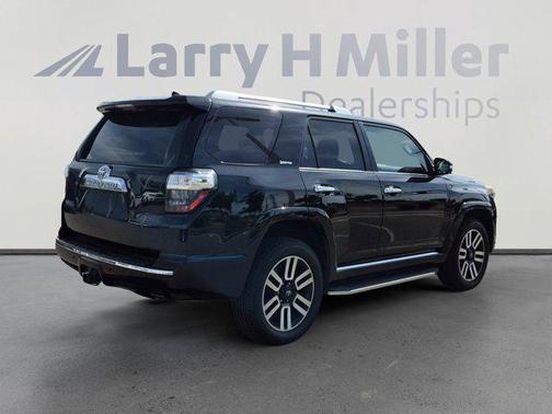 Midnight Black Metallic 2018 Toyota 4Runner Limited