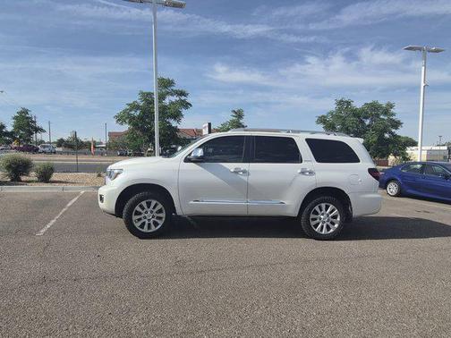 Blizzard Pearl 2020 Toyota Sequoia Platinum