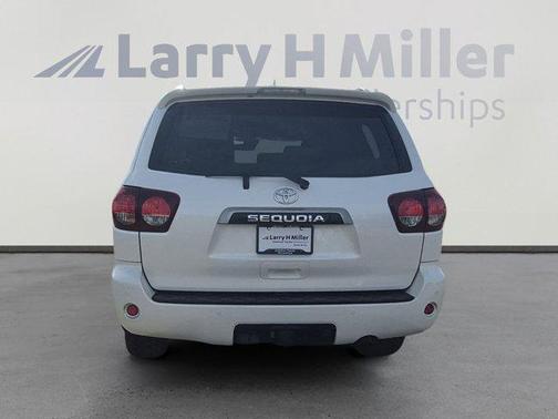 Blizzard Pearl 2020 Toyota Sequoia Platinum