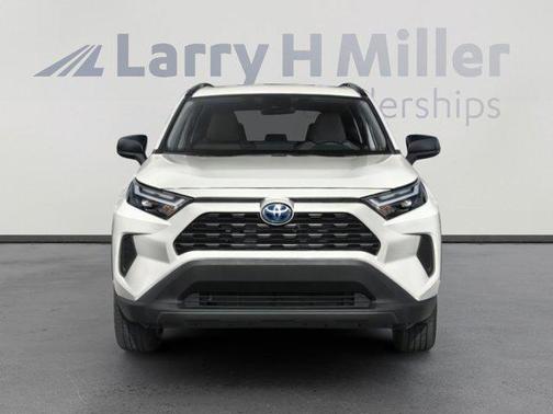 2025 Toyota RAV4 Hybrid LE