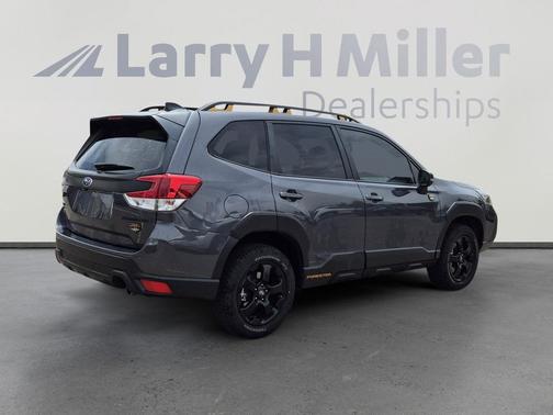 Magnetite Gray Metallic 2024 Subaru Forester Wilderness
