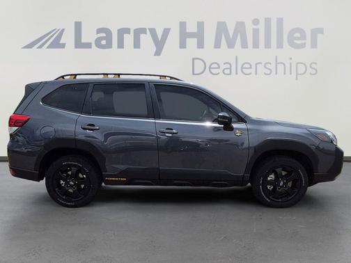 Magnetite Gray Metallic 2024 Subaru Forester Wilderness