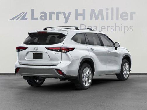 Wind Chill Pearl 2026 Toyota Highlander Hybrid Limited