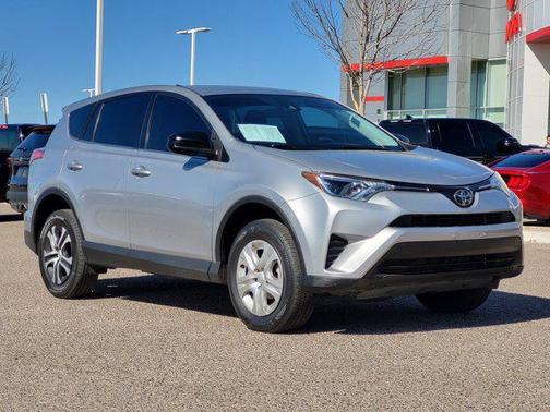 2017 Toyota RAV4 LE