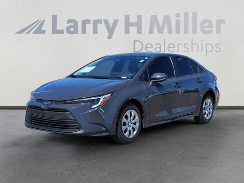 2025 Toyota Corolla Hybrid LE