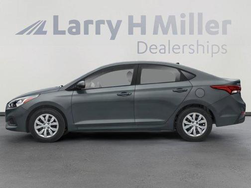 2019 Hyundai Accent SE