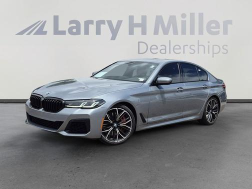 Skyscraper Gray Metallic 2023 BMW 540 i xDrive